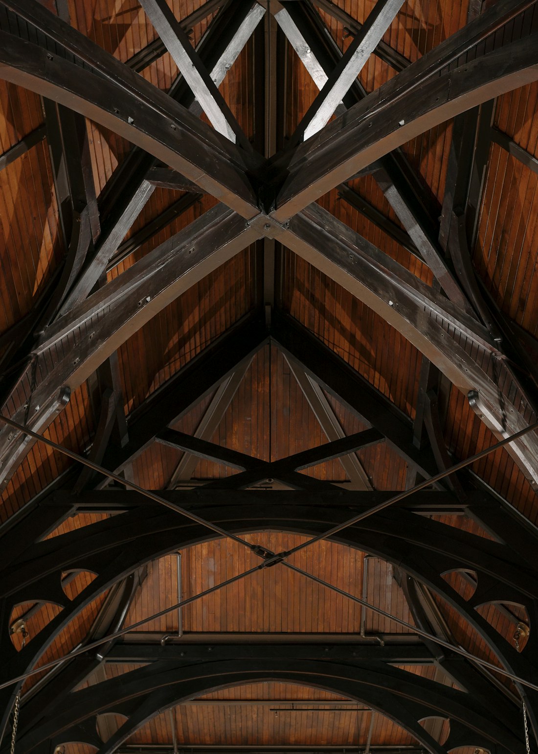 Timber roof trusses